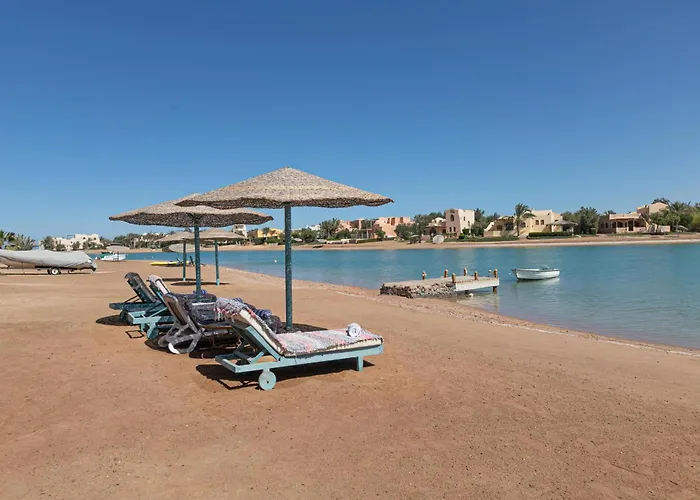 Nubian Lagoonfront - 4br, 9 Guests فيلة الجونة