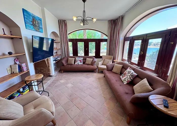 فيلة Nubian Lagoonfront - 4br, 9 Guests *